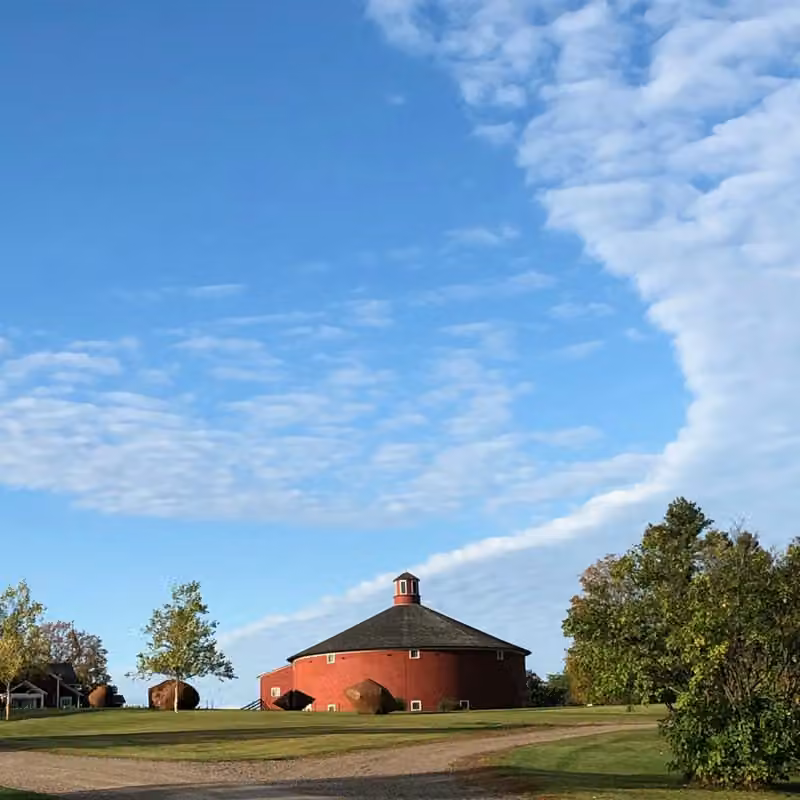 Shelburne Museum · Round Barn
