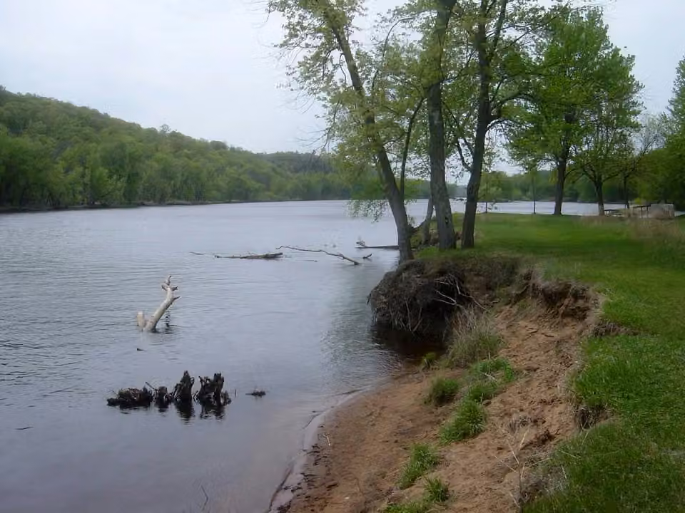 Near Osceola · St Croix River
